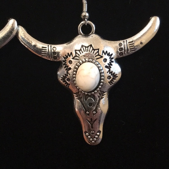 Bull Head Western Ivory Earrings - Picture 2 of 4